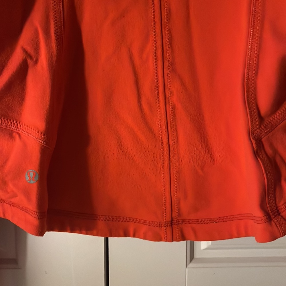 Lululemon Vest - Picture 4 of 4